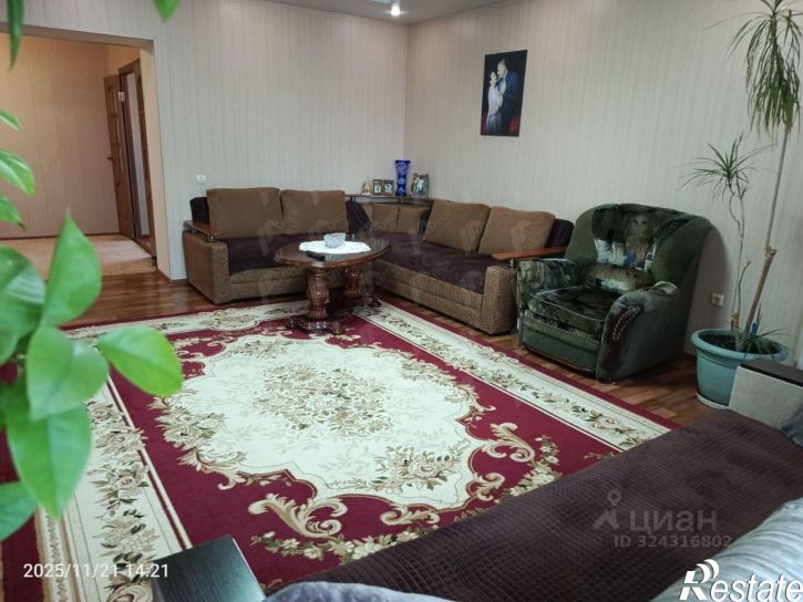 2-комн квартира Васильковая улица, 16,  д. 16