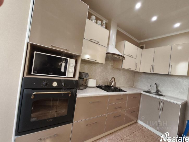 3-комн квартира ул 11-й Красной Армии, 2 1,  д. 2 1,  к. 1