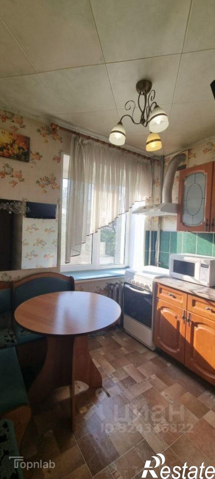 3-комн квартира ул Адмирала Нахимова, 127,  д. 127