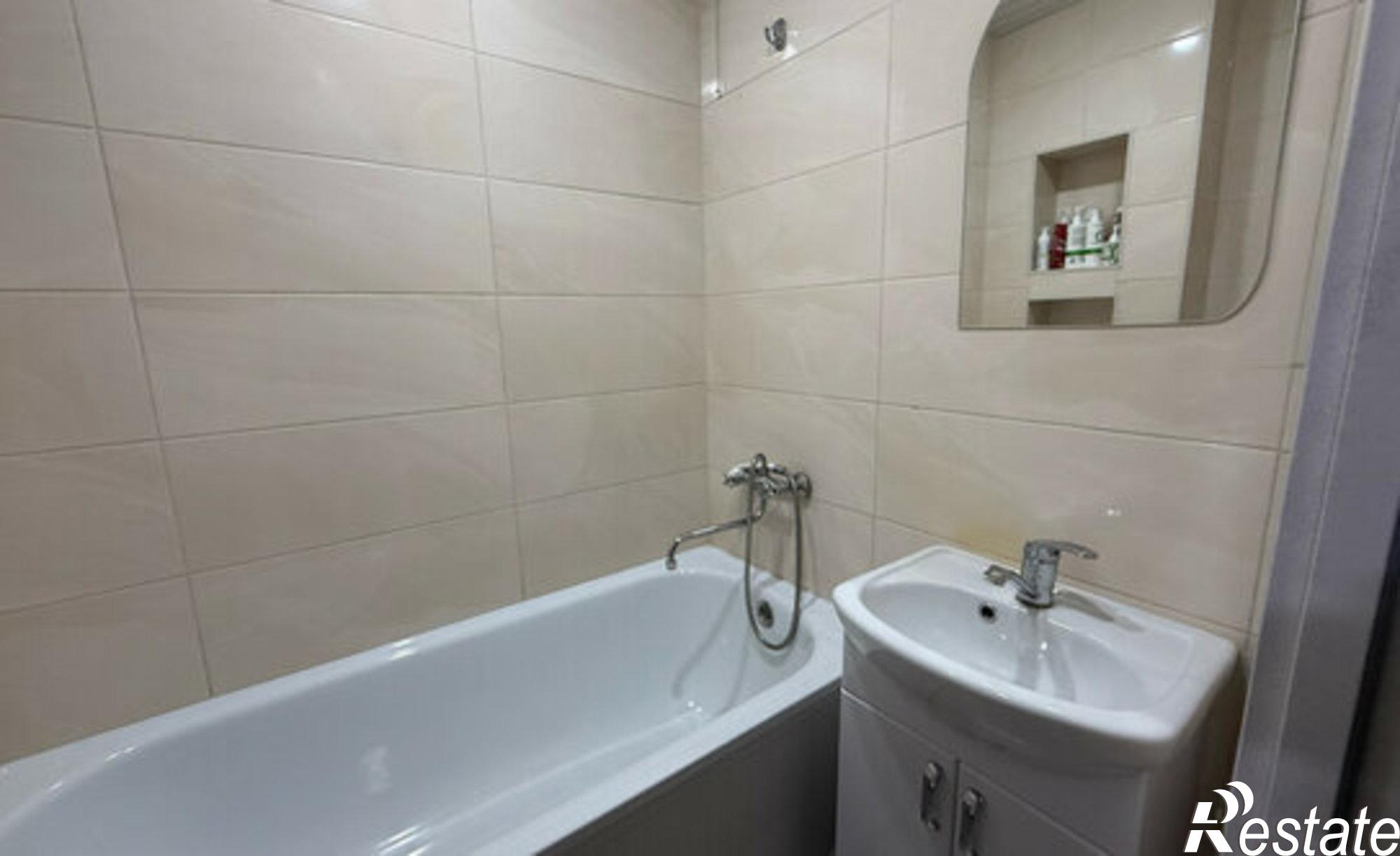 Купить квартиру за 3 500 000 рублей на ул Валерии Барсовой, 12 2