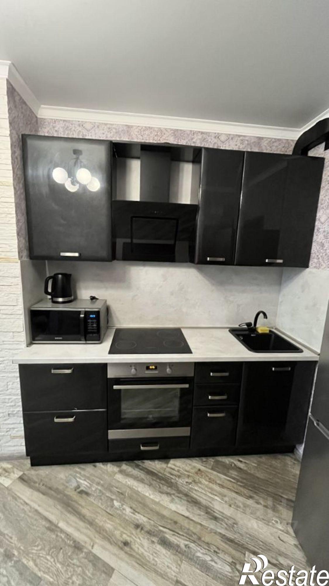 Сдать квартиру за 35 000 рублей на ул Набережная Приволжского затона, 20в