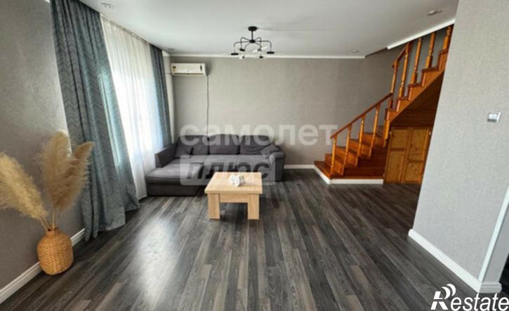 4-комн квартира улица Софьи Перовской, 89,  д. 89