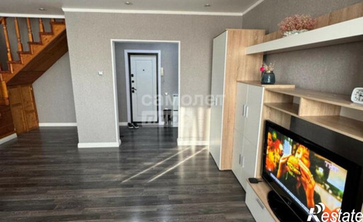 4-комн квартира улица Софьи Перовской, 89,  д. 89