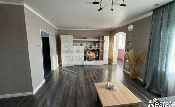 4-комн квартира улица Софьи Перовской, 89,  д. 89