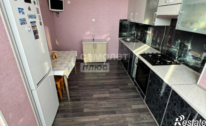 4-комн квартира улица Софьи Перовской, 89,  д. 89