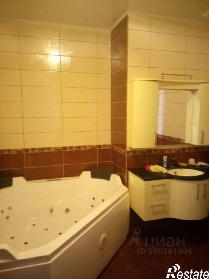 5-комн квартира Московская улица, 76,  д. 76