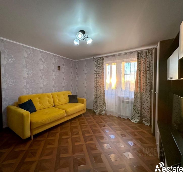 1-комн квартира ул Космонавтов, 1,  д. 1