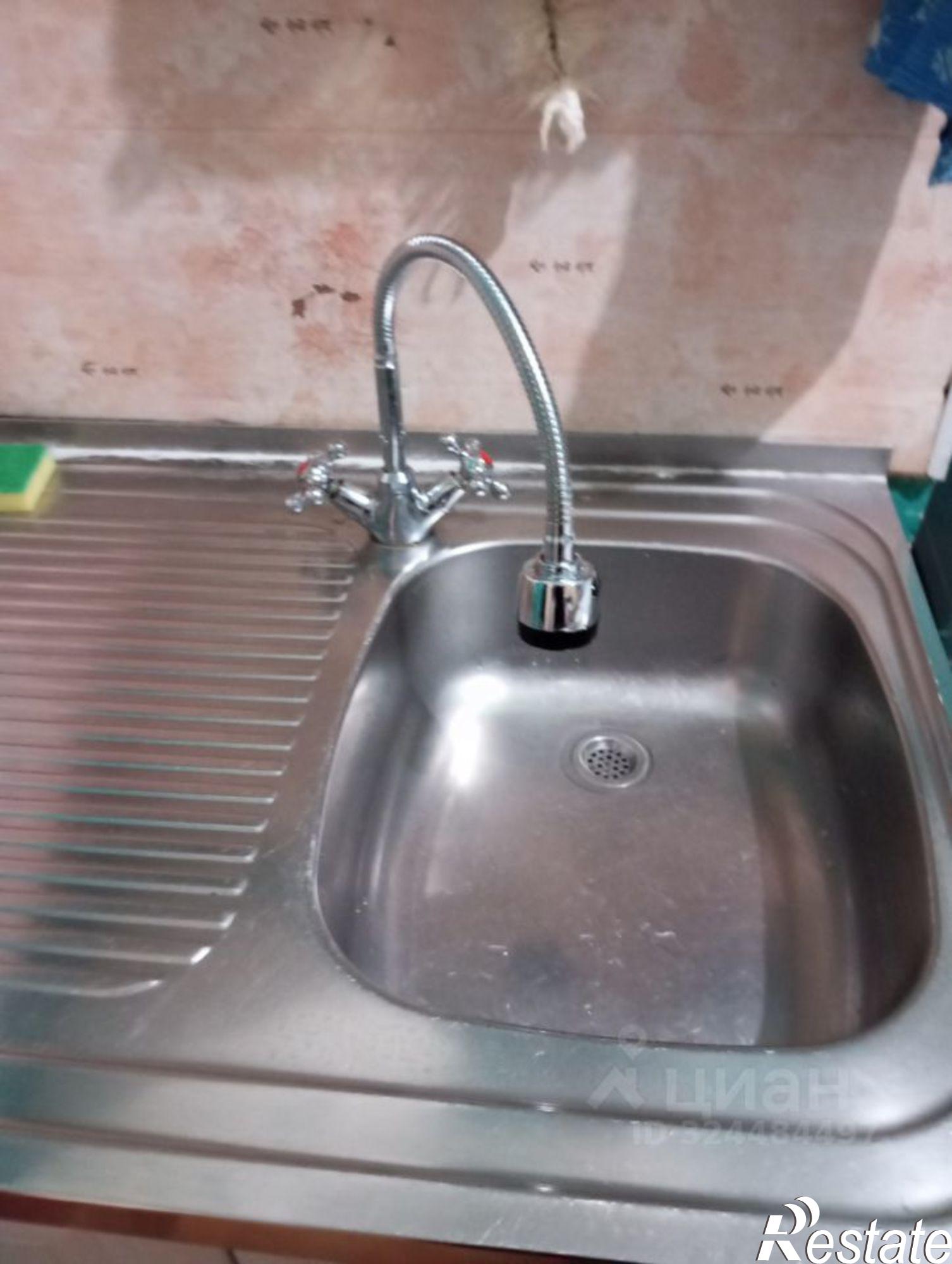 Сдать комнату за 7 500 рублей на Заводская площадь, 18