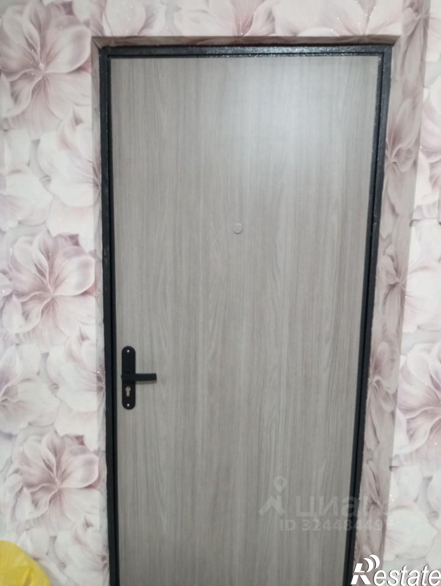 Сдать комнату за 7 500 рублей на Заводская площадь, 18