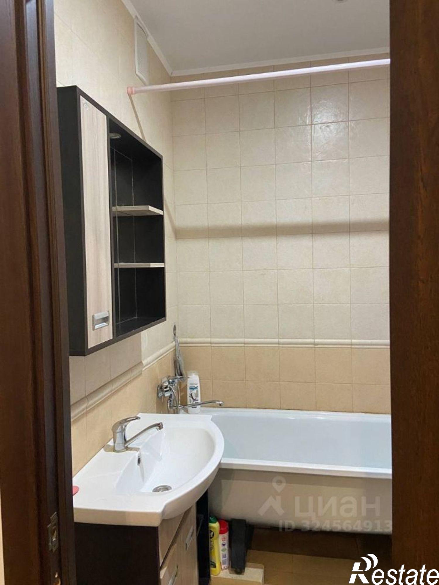 Сдать квартиру за 38 000 рублей на ул Бакинская, 92