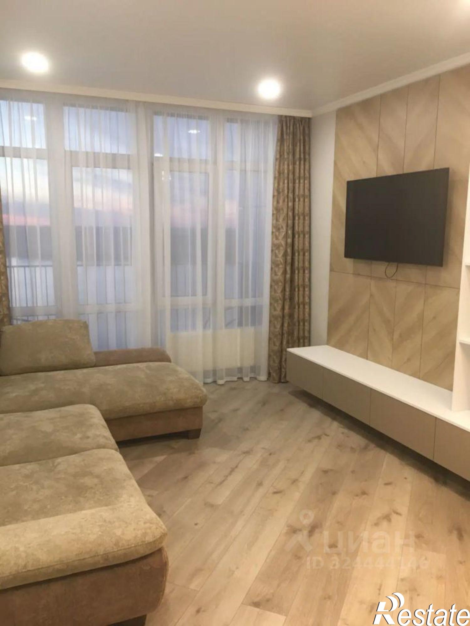 Сдать квартиру за 63 000 рублей на ул Бехтерева, 2а