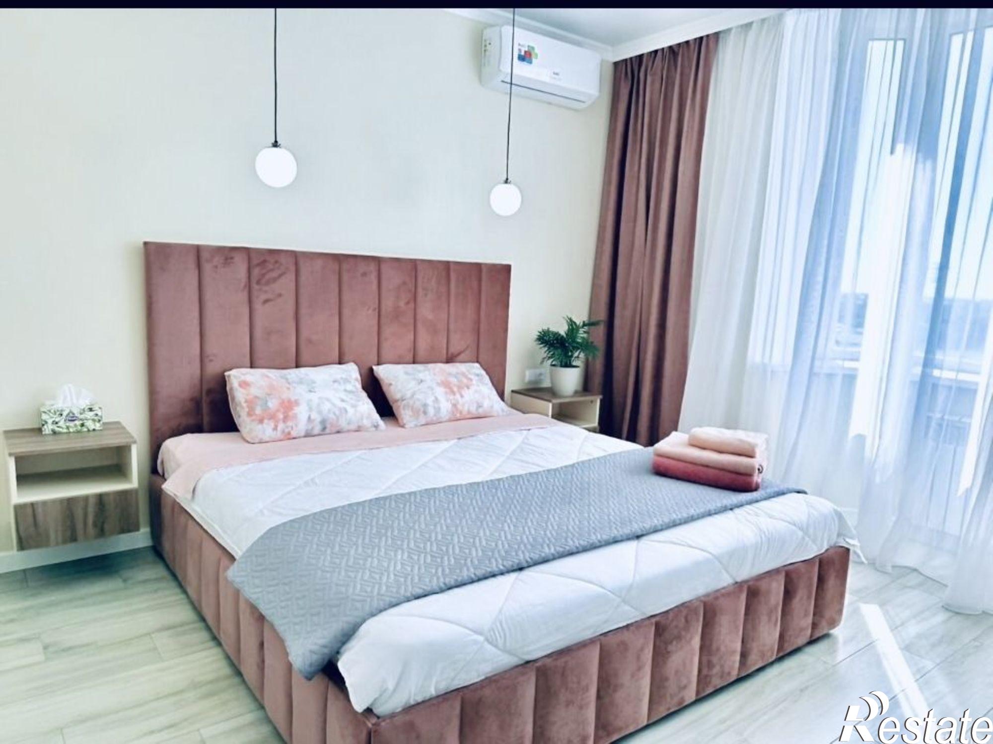 Сдать квартиру за 65 000 рублей на Аршанский переулок, 6