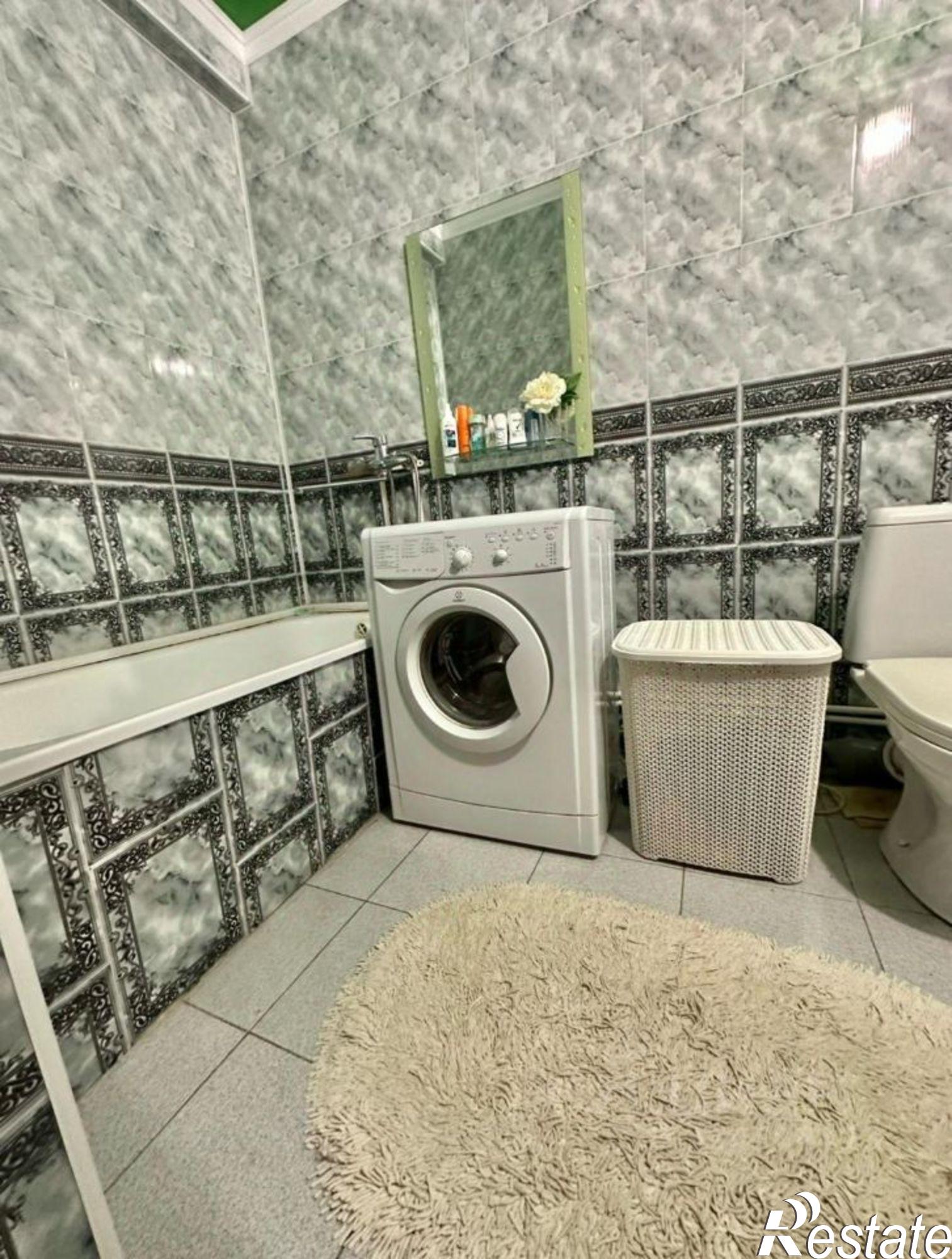 Купить квартиру за 3 550 000 рублей на ул Космонавта Комарова, 176