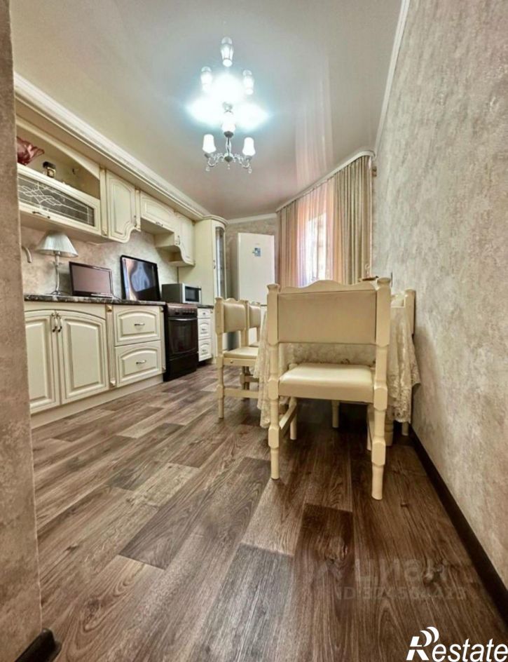 1-комн квартира ул Космонавта Комарова, 176,  д. 176