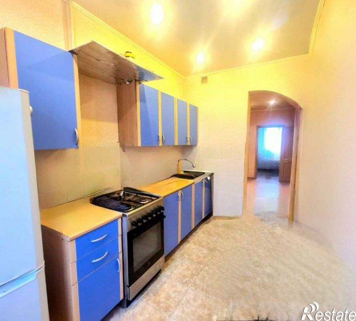 3-комн квартира улица Космонавтов, 4 к3,  д. 4 к3