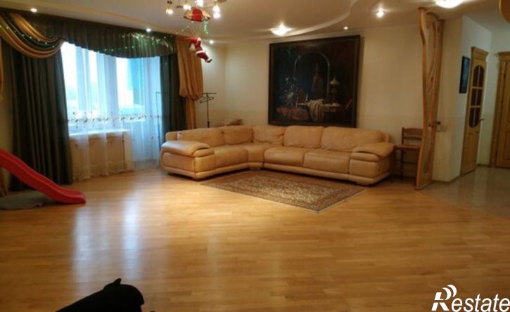 2-комн квартира ул Богдана Хмельницкого, 10 1,  д. 10 1,  к. 1