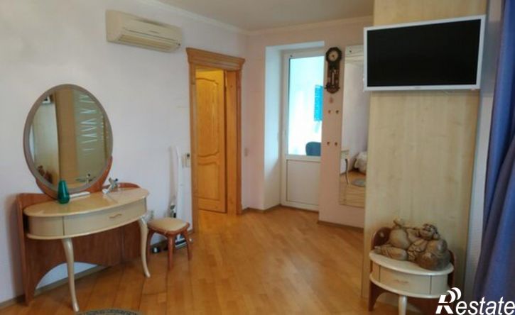 2-комн квартира ул Богдана Хмельницкого, 10 1,  д. 10 1,  к. 1