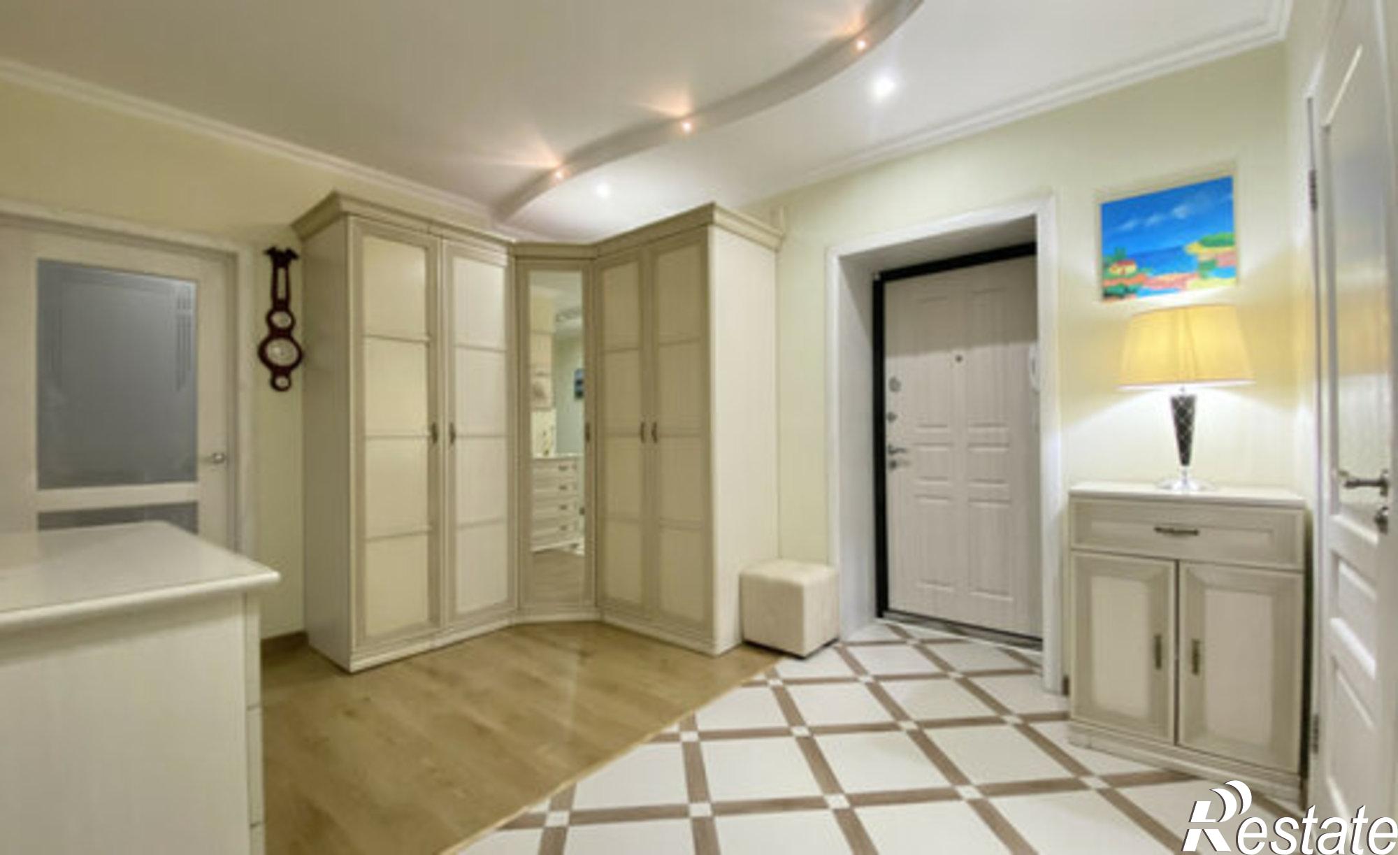 Купить квартиру за 12 000 000 рублей на улица Сен-Симона, 48 к1