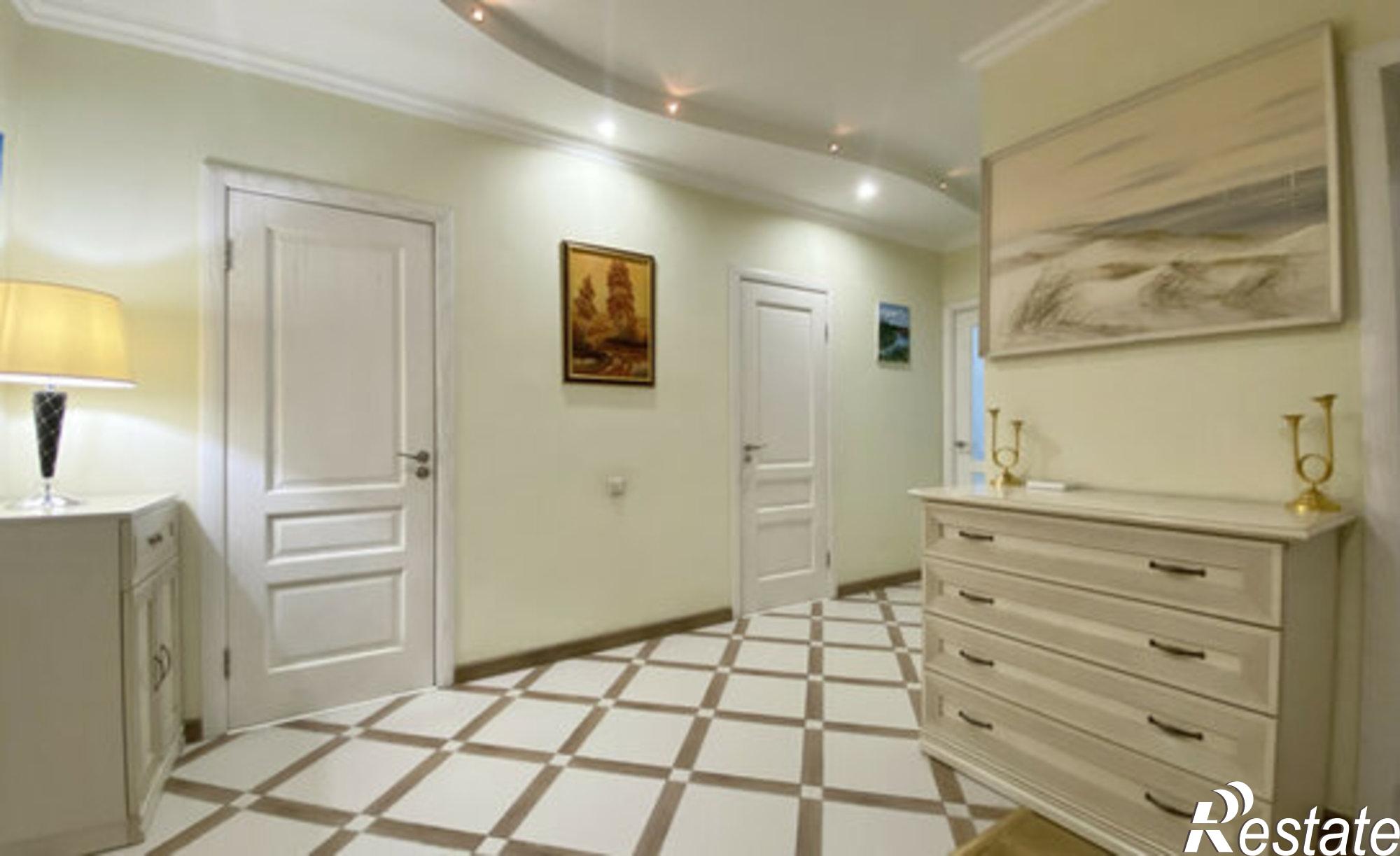 Купить квартиру за 12 000 000 рублей на улица Сен-Симона, 48 к1