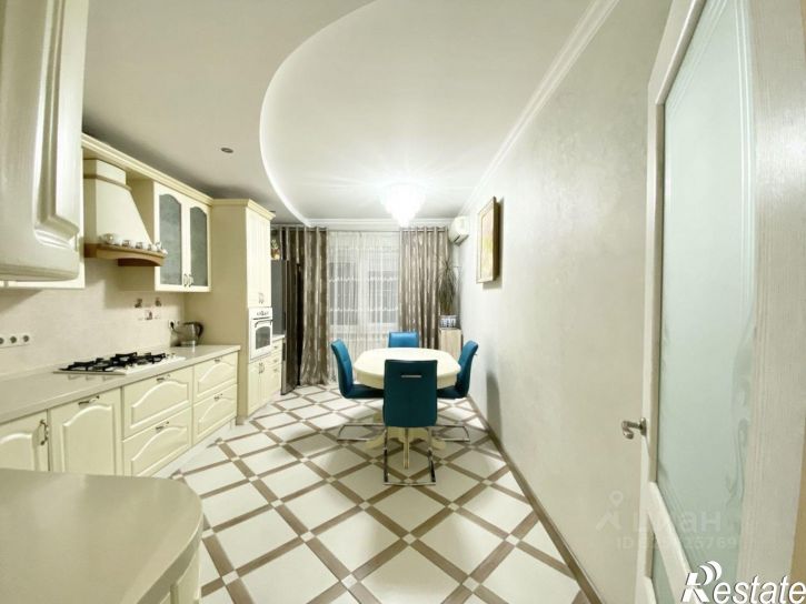 2-комн квартира улица Сен-Симона, 48 к1,  д. 48 к1