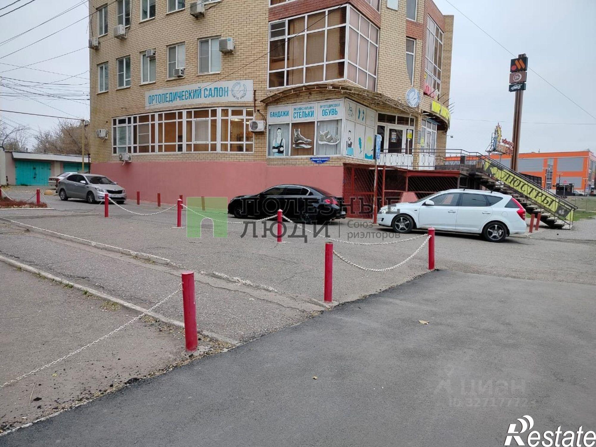Купить гараж, место в паркинге за 3 650 020 рублей на ул Островского, 115