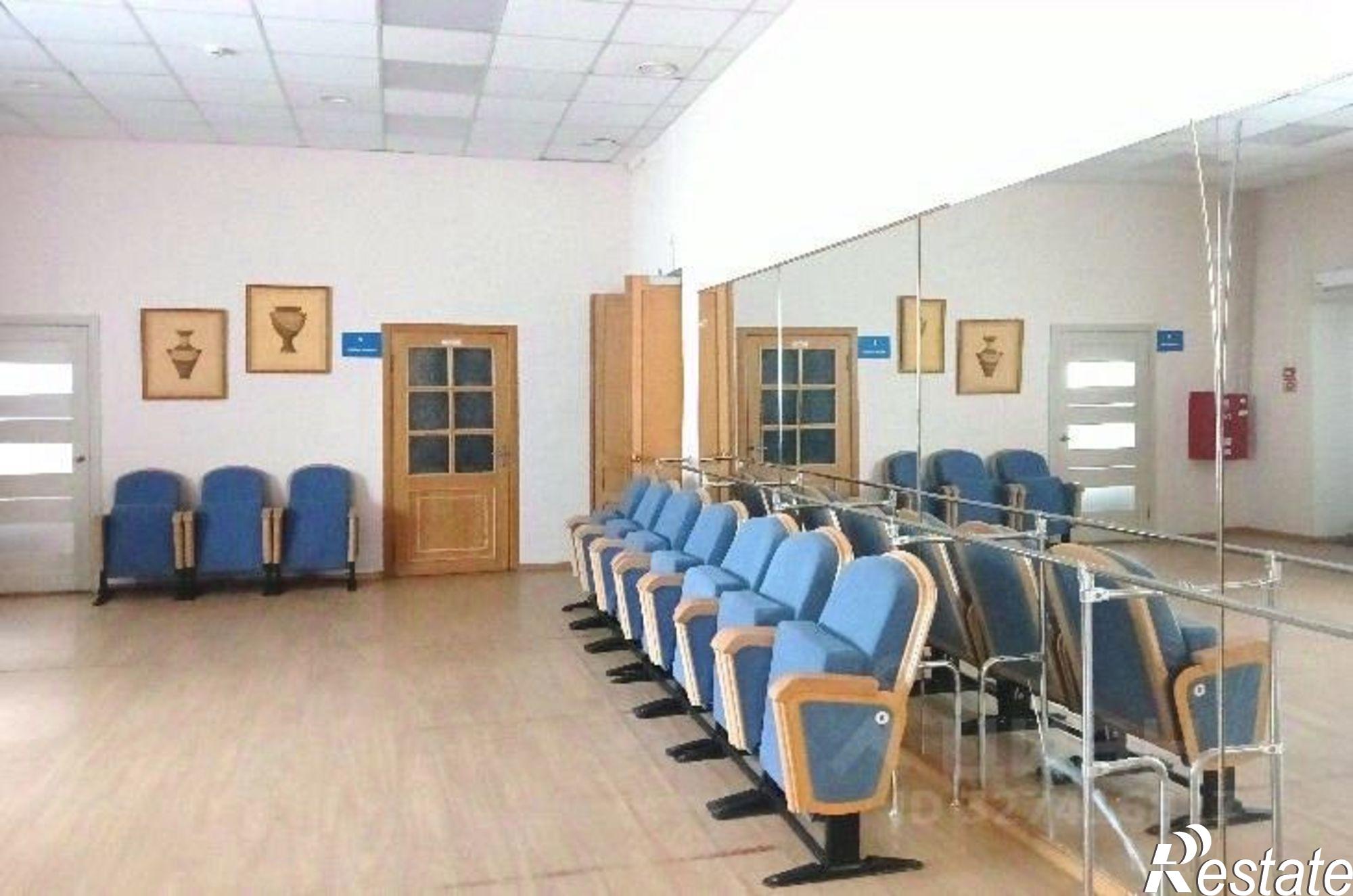 Купить ОСЗ, отдельно стоящее здание за 82 371 200 рублей на ул Социалистическая, 29