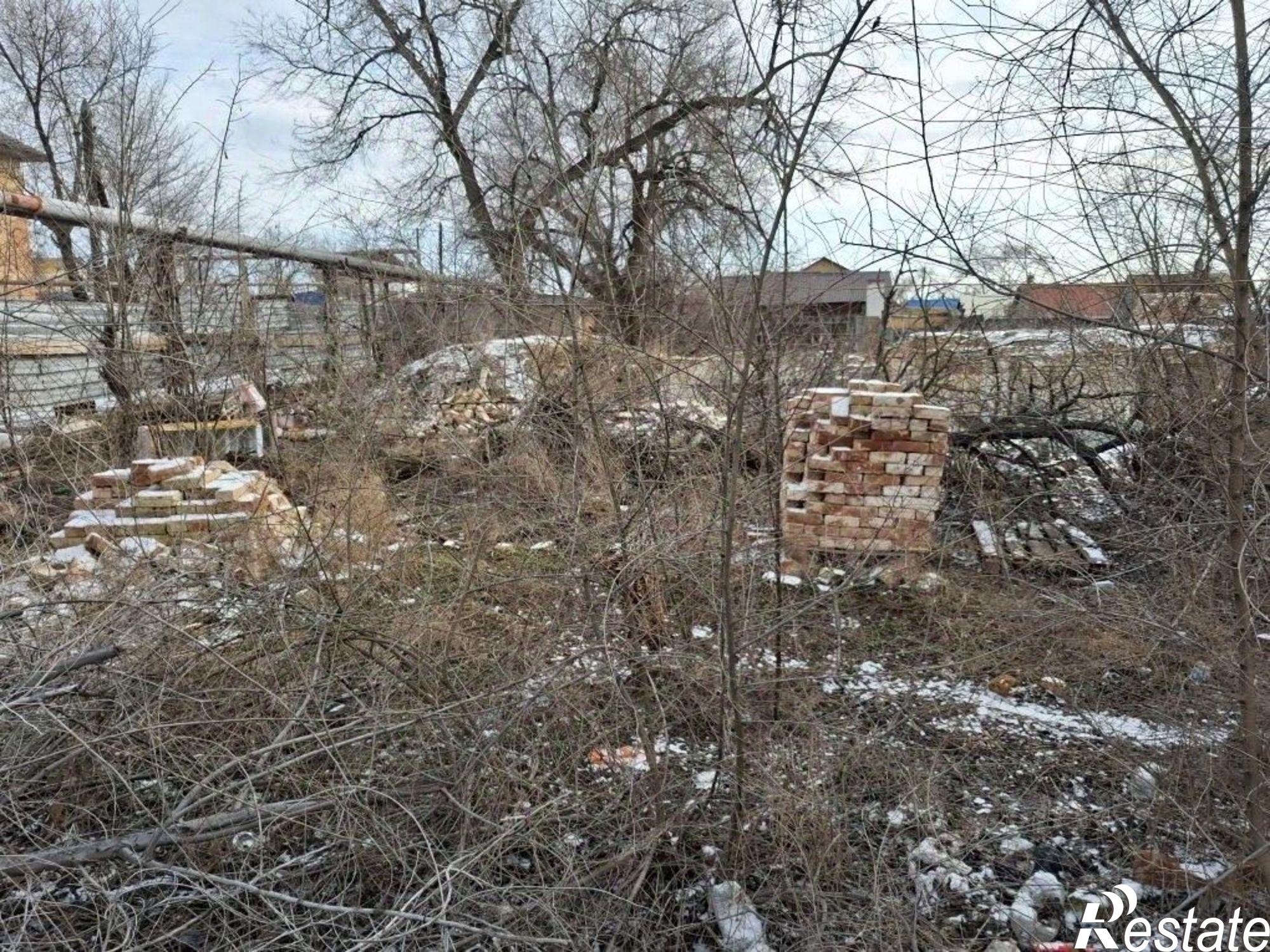 Купить ОСЗ, отдельно стоящее здание за 628 рублей на ул Космонавта Комарова, 29