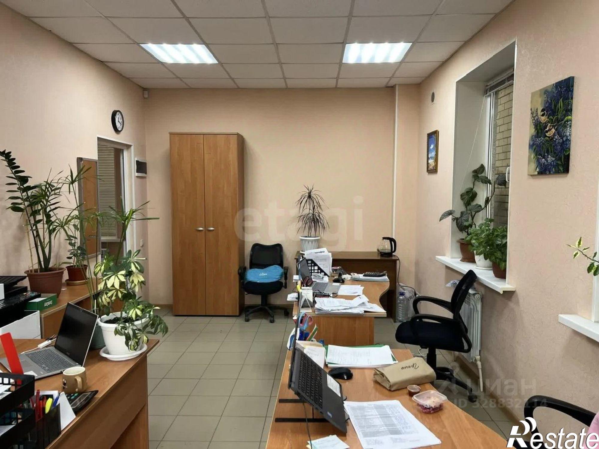 Купить офис, помещение под офис за 41 964 300 рублей на ул Моздокская, 27