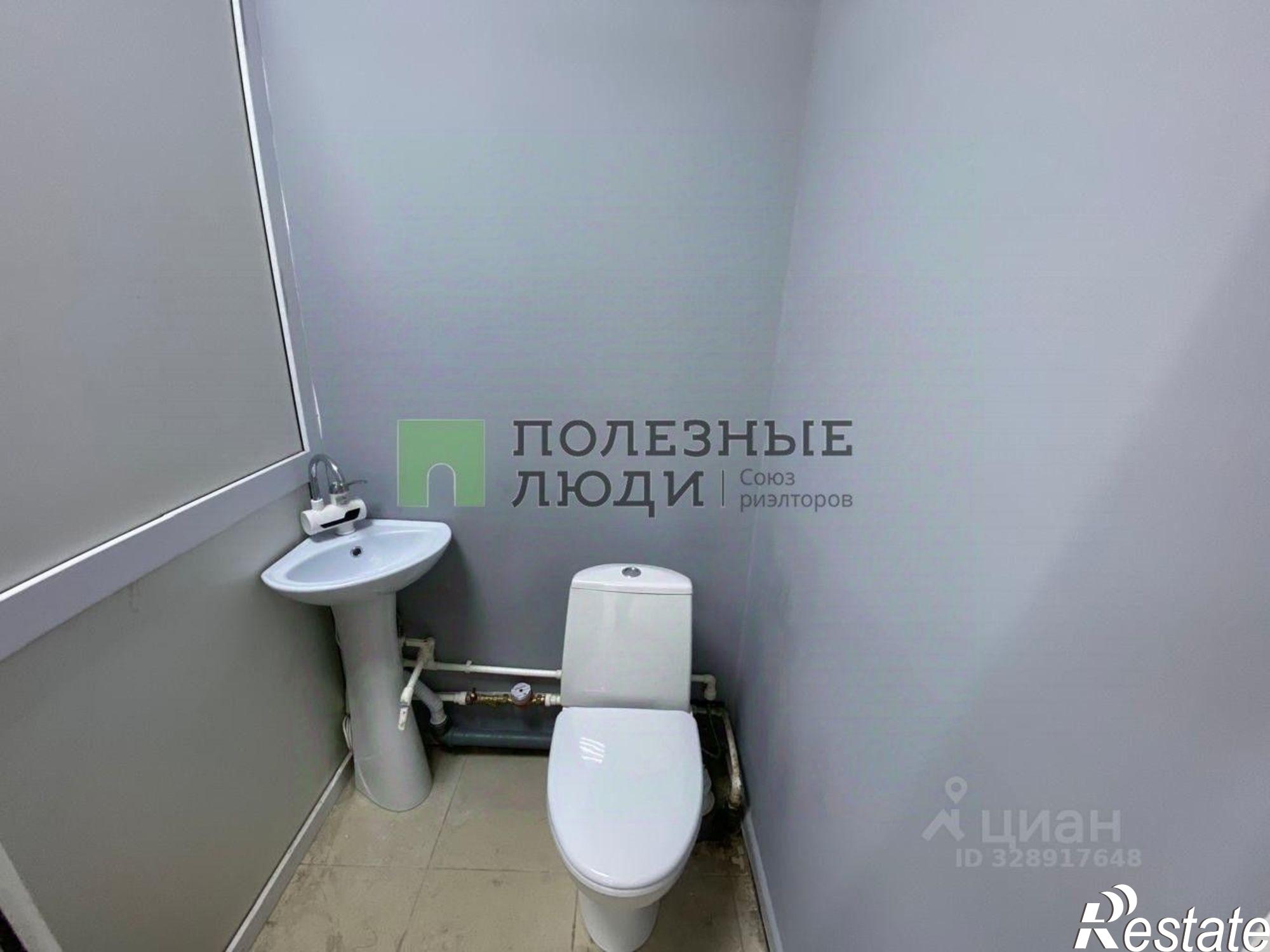 Сдать торговое помещение за 54 003 рублей на ул Соликамская, 4