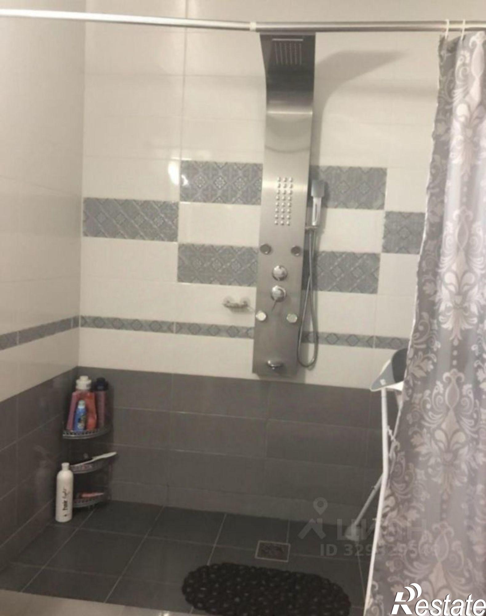 Купить дачу, дом, коттедж за 11 850 000 рублей на ул 1-я Томатная, 4А