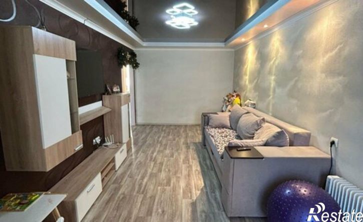 3-комн квартира ул Генерала Епишева, 34,  д. 34