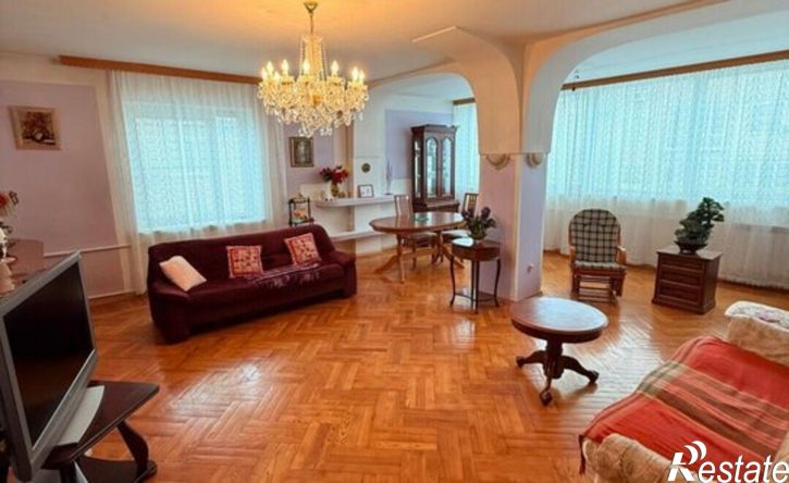 5-комн квартира ул Генерала Епишева, 59,  д. 59