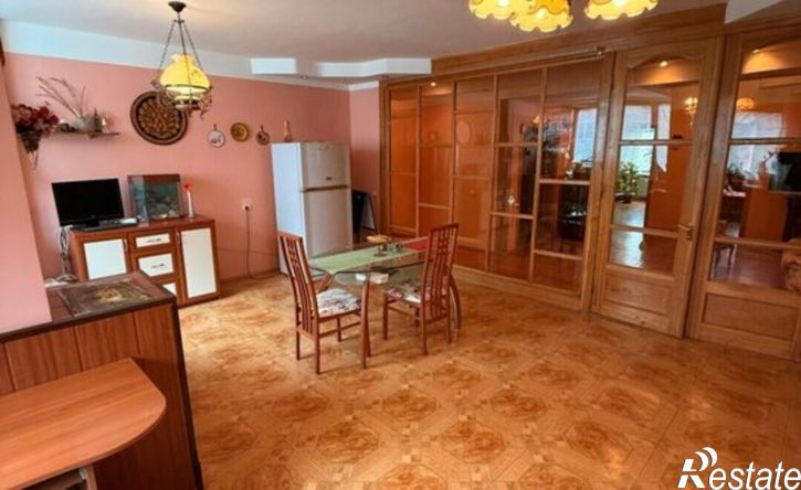 5-комн квартира ул Генерала Епишева, 59,  д. 59