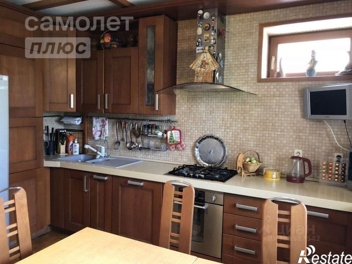 3-комн квартира ул Ахшарумова, 3,  д. 3