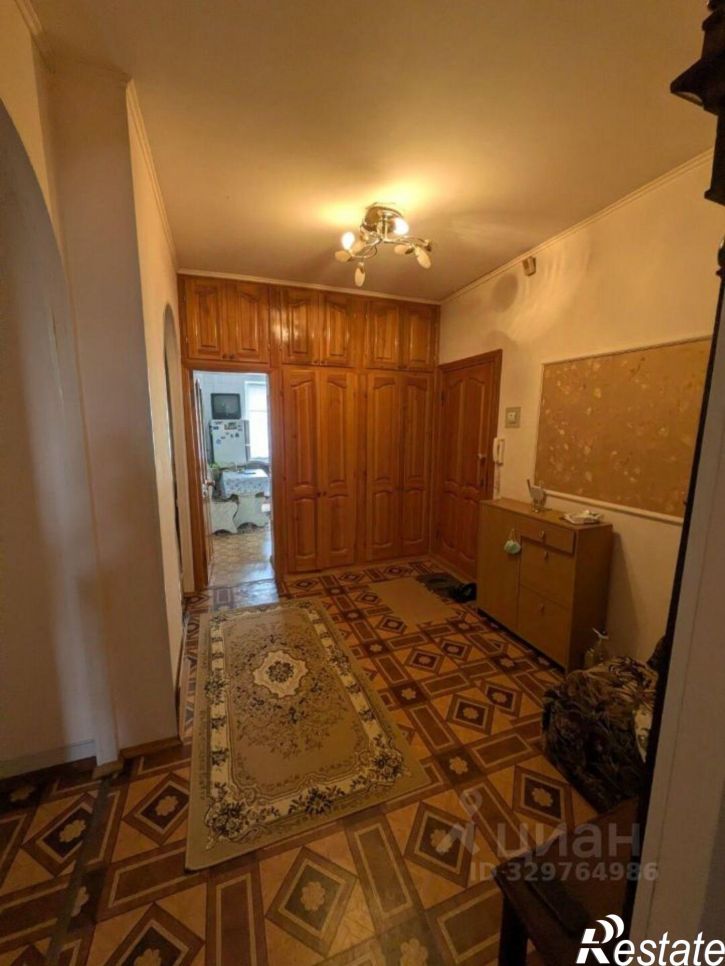 4-комн квартира Жилая улица, 14,  д. 14