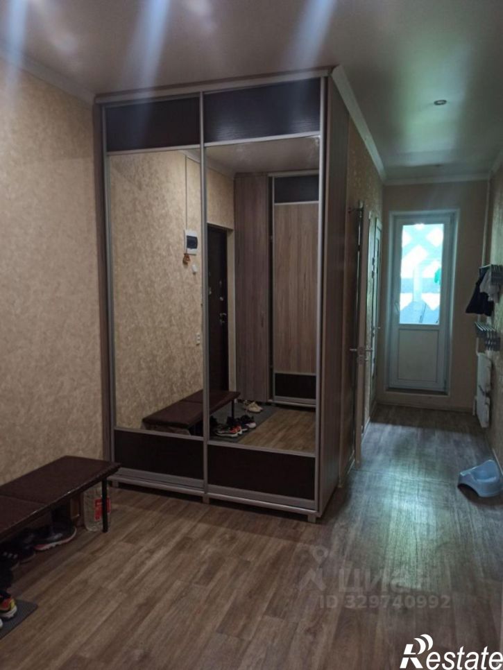 4-комн квартира улица Бабаевского, 41,  д. 41