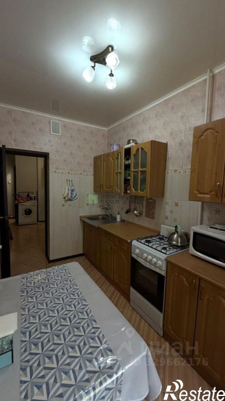 2-комн квартира улица Николая Островского, 160 к1,  д. 160 к1
