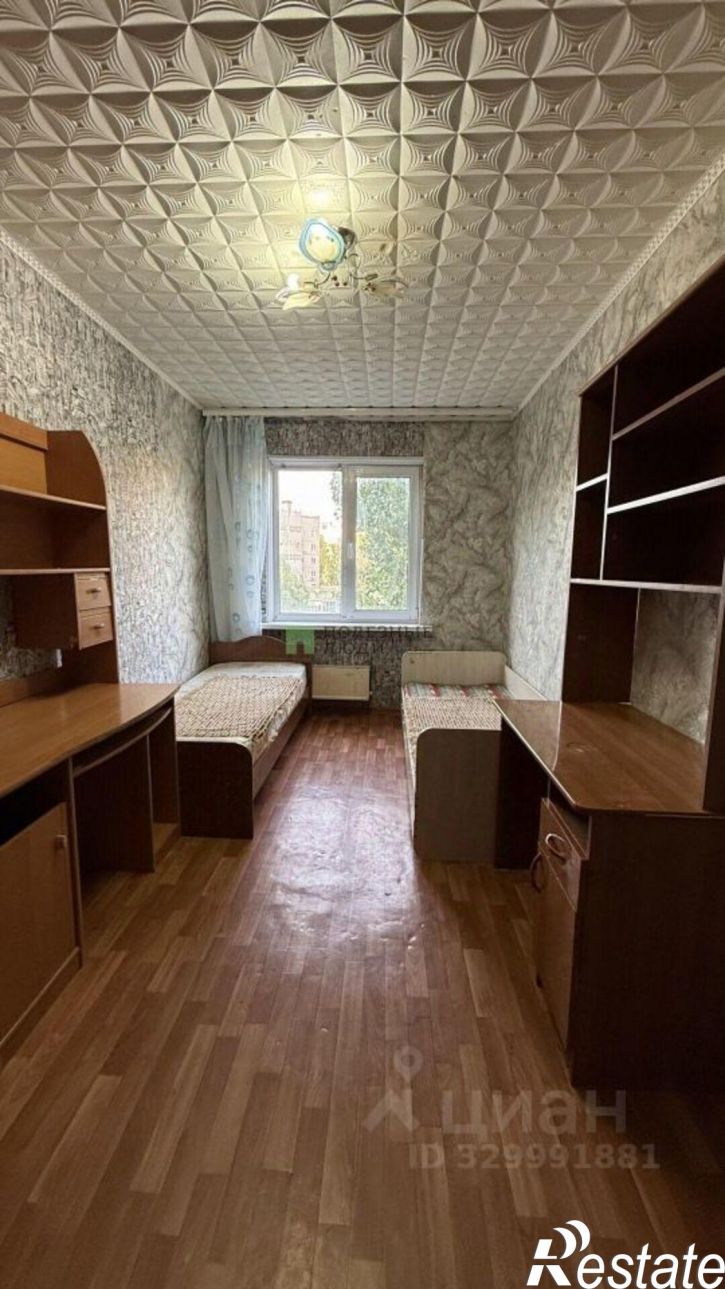 3-комн квартира улица Аксакова, 16,  д. 16