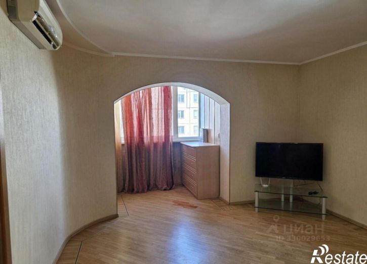 1-комн квартира улица Куликова, 42 к3,  д. 42 к3
