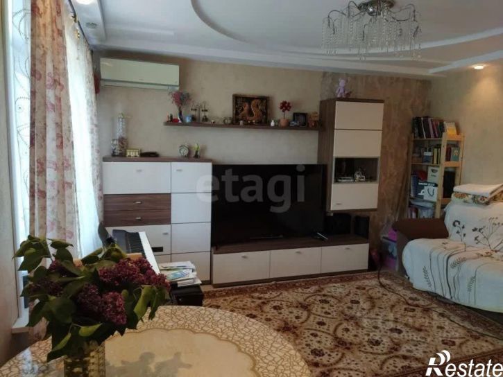 3-комн квартира улица Адмирала Нахимова, 38Б,  д. 38Б