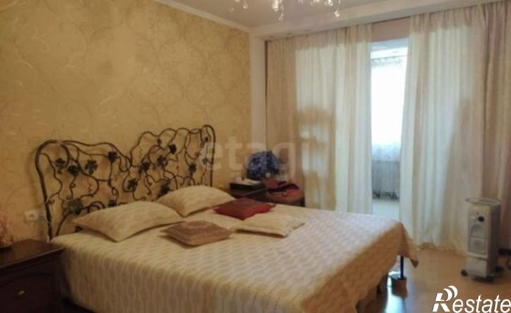 3-комн квартира ул Адмирала Нахимова, 38б,  д. 38б