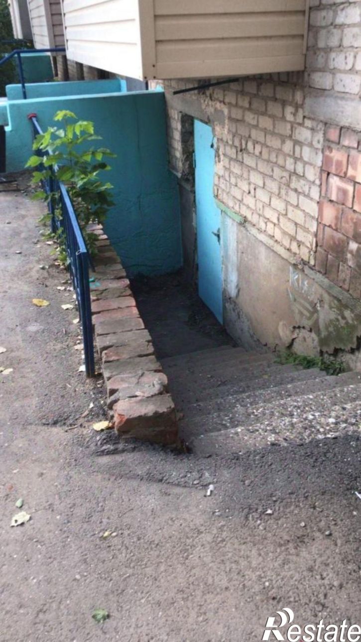 Помещение свободного назначения улица Адмирала Нахимова, 141,  д. 141
