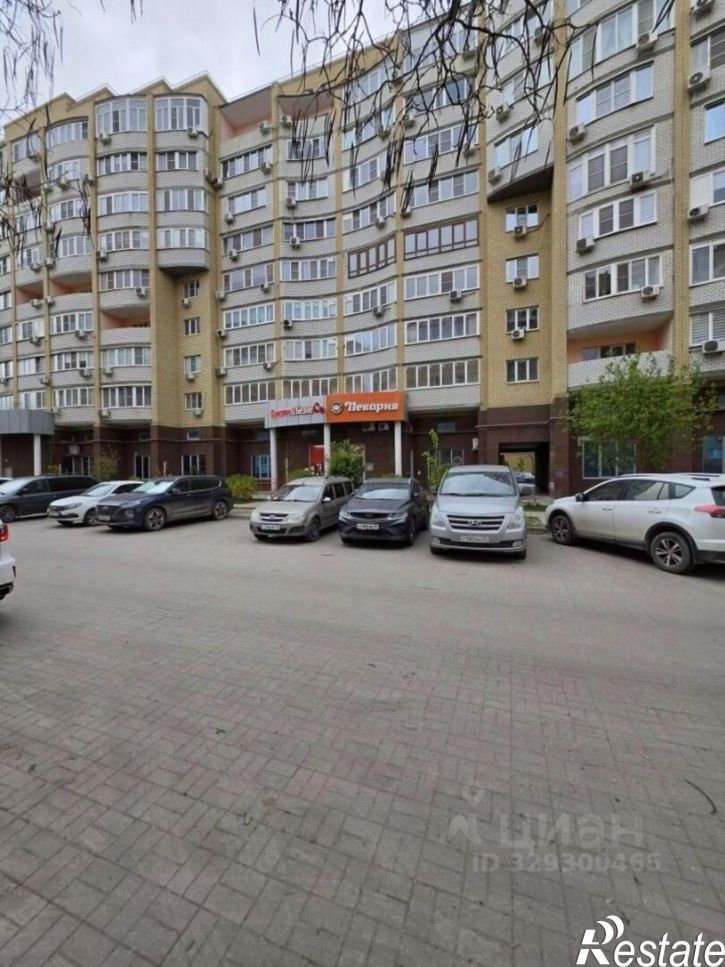 2-комн квартира улица Менжинского, 3,  д. 3