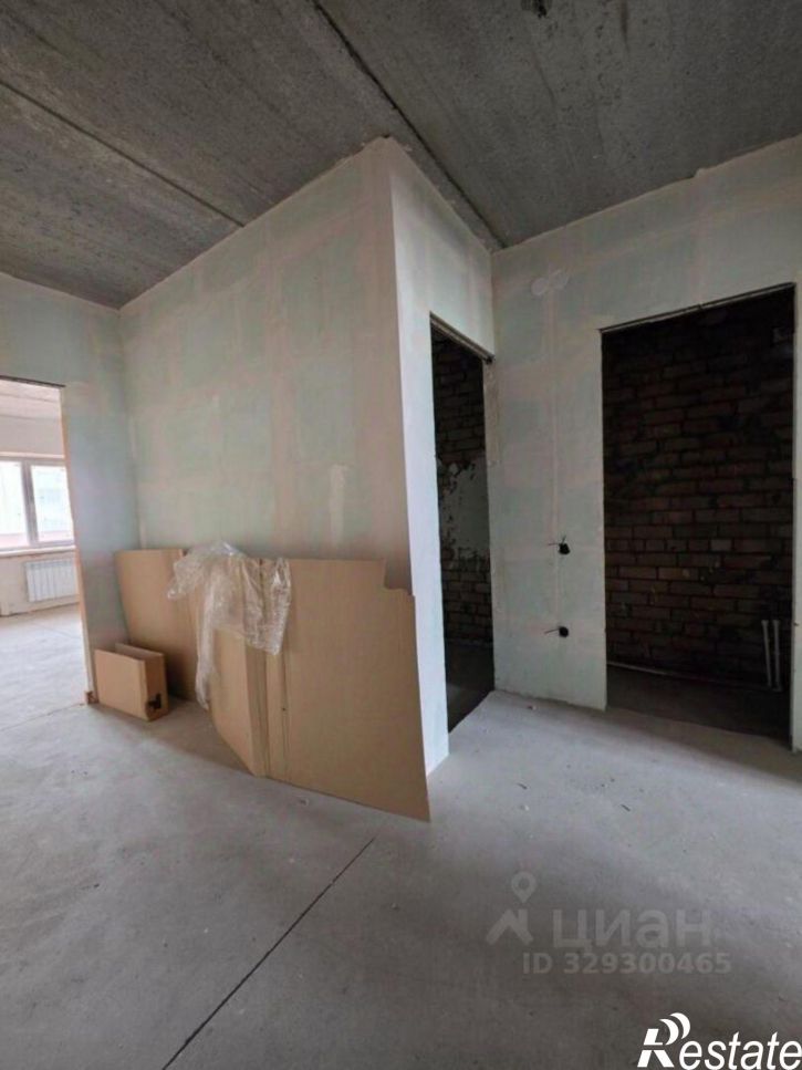 2-комн квартира улица Менжинского, 3,  д. 3