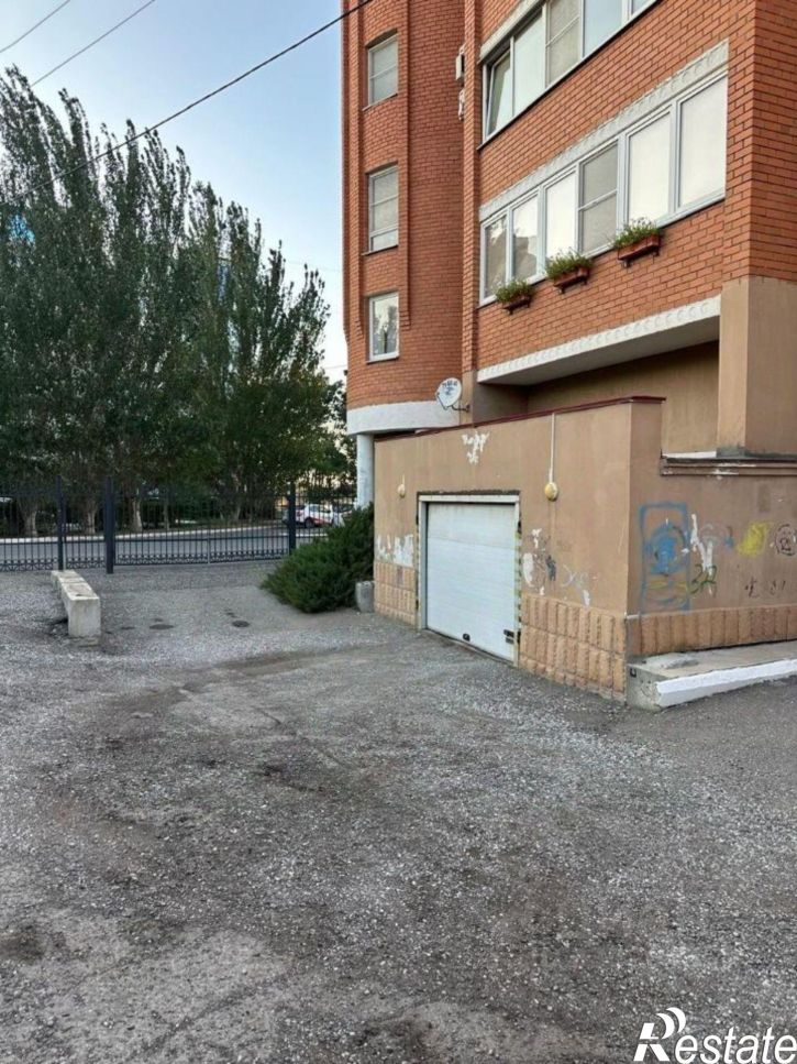 Гараж/парковка пр-кт Губернатора Анатолия Гужвина, 3,  д. 3