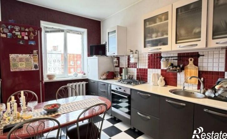 2-комн квартира улица Куликова, 13 к3,  д. 13 к3
