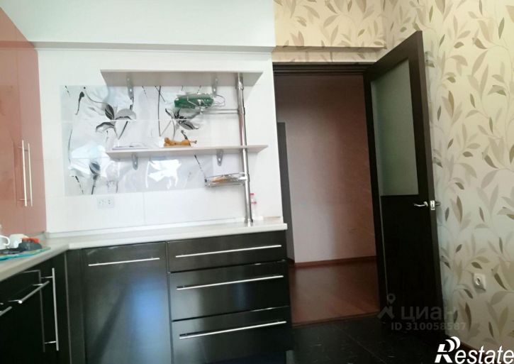 3-комн квартира улица Богдана Хмельницкого, 10 к1,  д. 10 к1