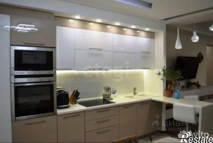 3-комн квартира ул Савушкина, 4 2,  д. 4 2,  к. 2