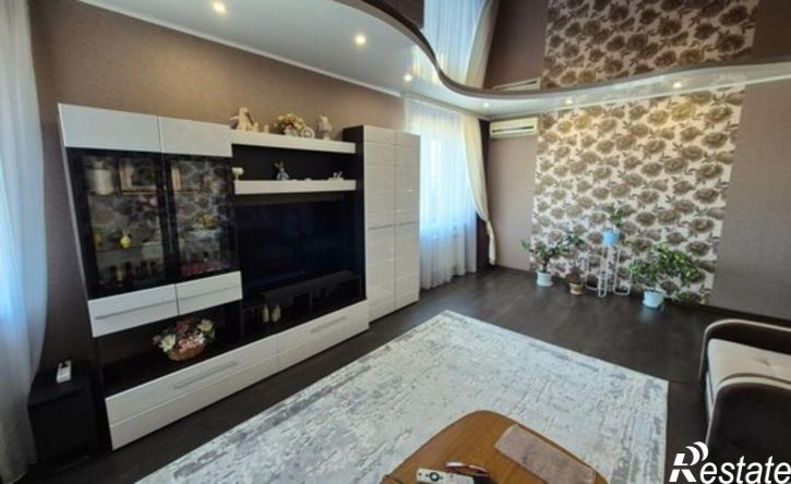 3-комн квартира улица Куликова, 85 к2,  д. 85 к2