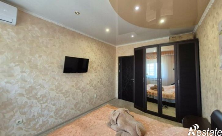 3-комн квартира улица Куликова, 85 к2,  д. 85 к2